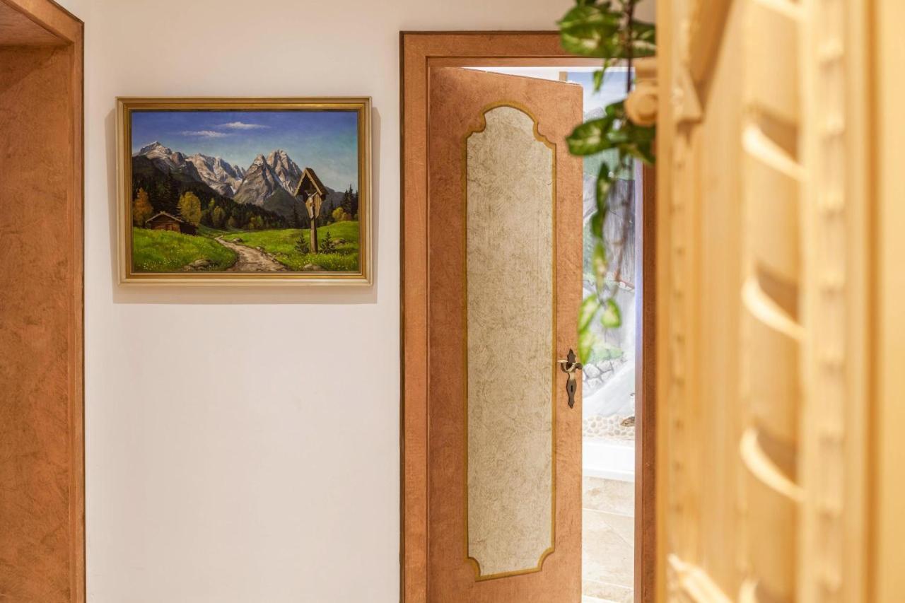 Ferienwohnung Waldruhe Гарміш-Партенкірхен Екстер'єр фото