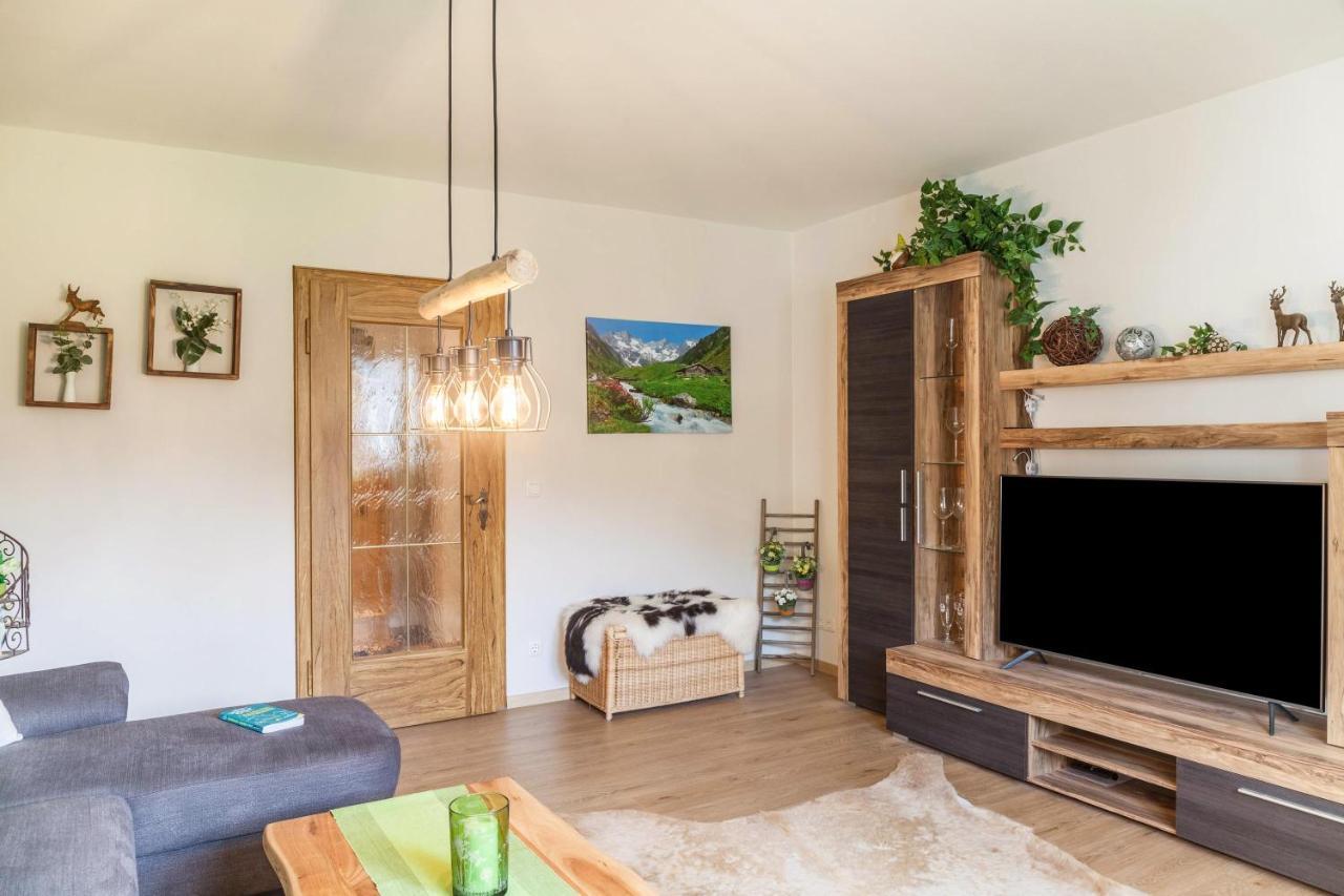 Ferienwohnung Waldruhe Гарміш-Партенкірхен Екстер'єр фото